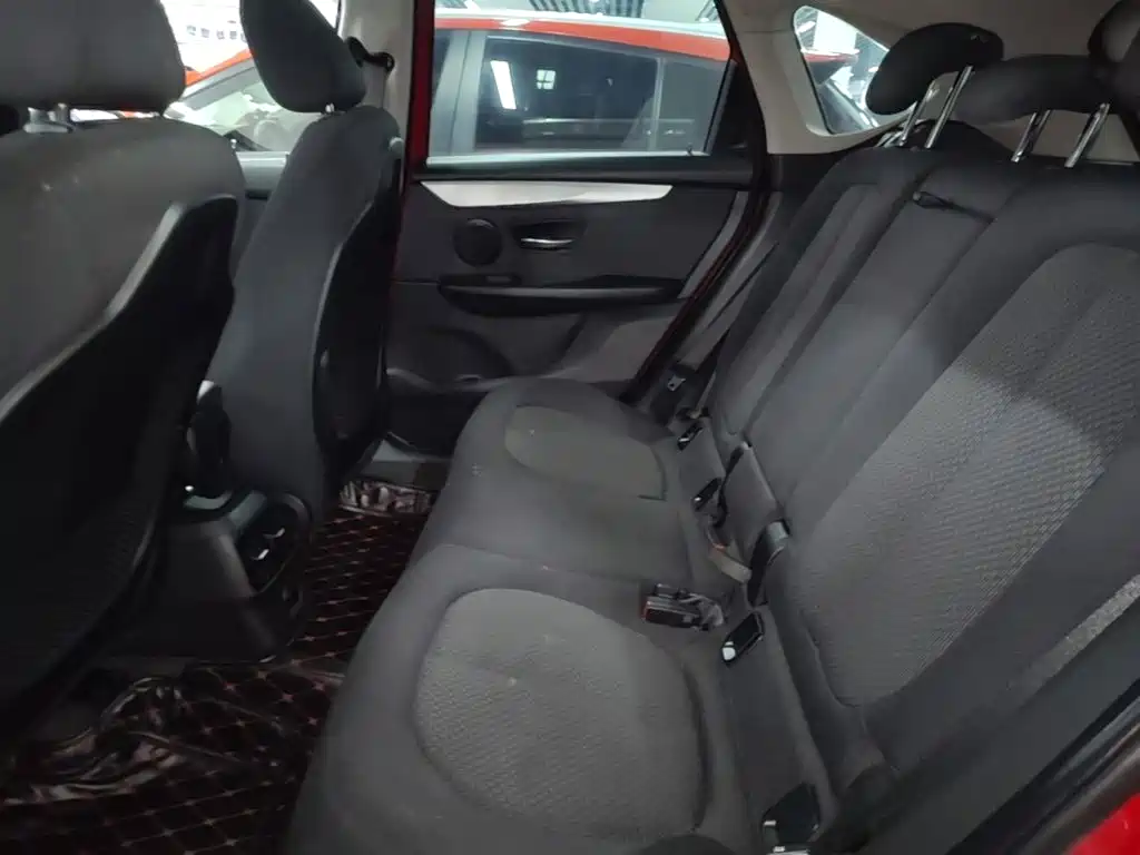 BMW 2 Series Active Tourer — миниатюра 13