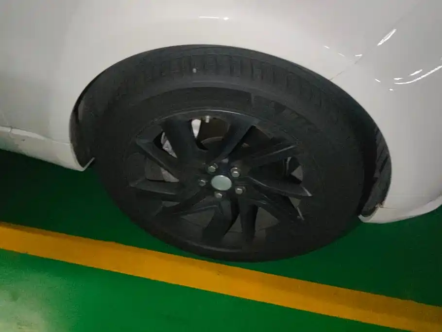 Land Rover Sport — миниатюра 6