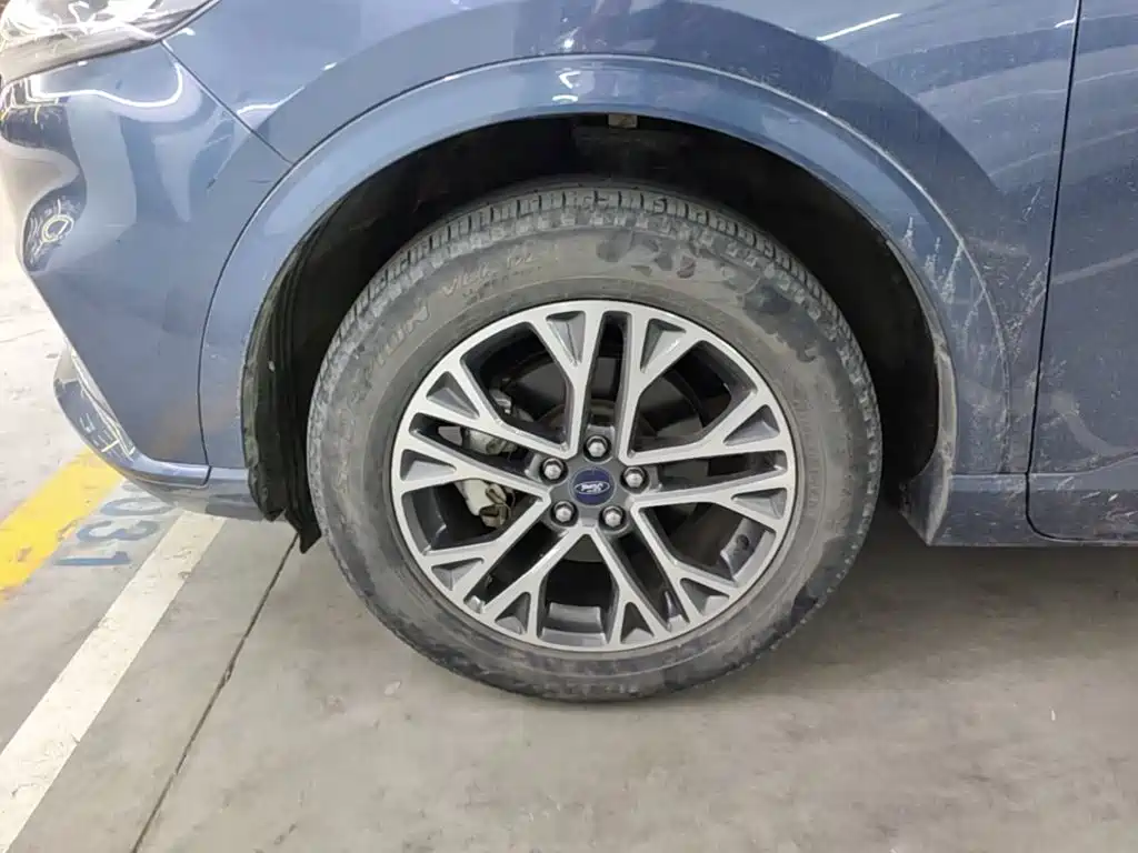 Ford Escape — миниатюра 23