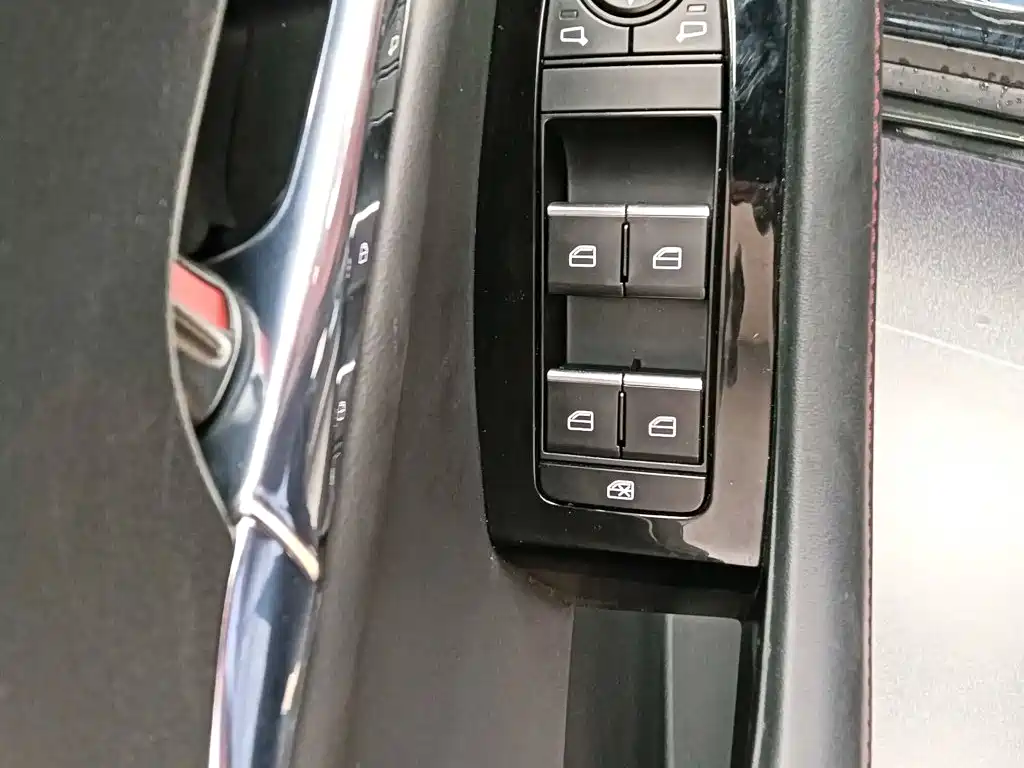 Mazda CX-30 — миниатюра 7