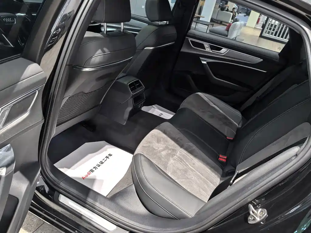 Audi A6L — миниатюра 8