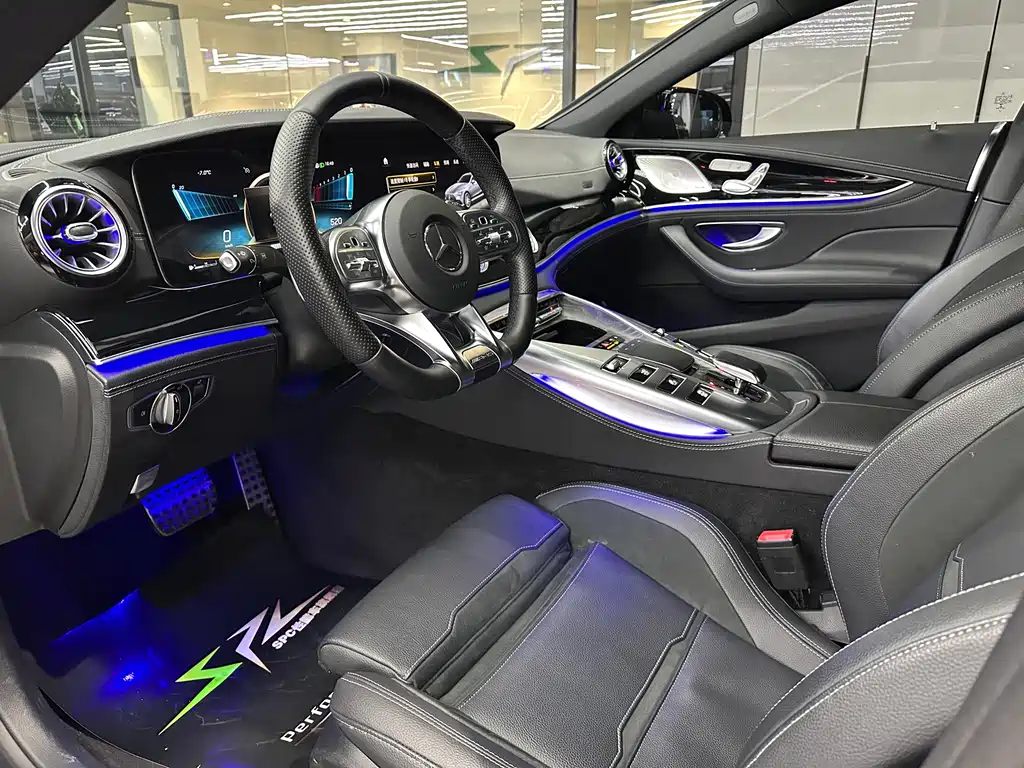 MERCEDES-BENZ AMG GT