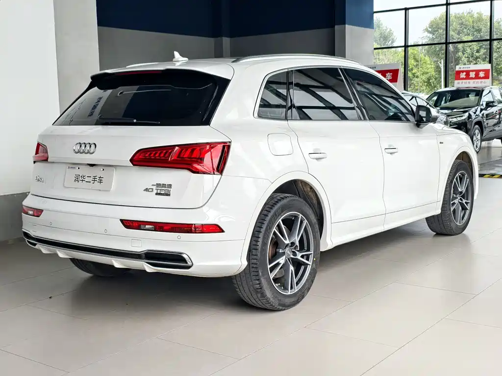 Audi Q5L 2020 40 TFSI Fashion