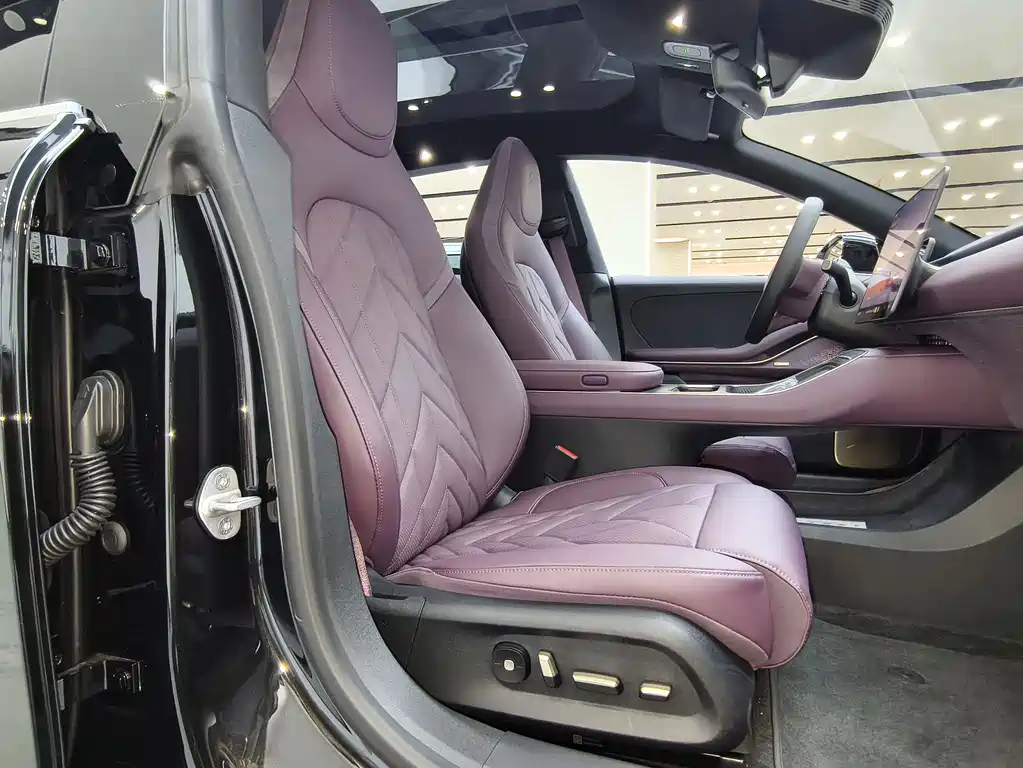 NIO ET5T — миниатюра 12