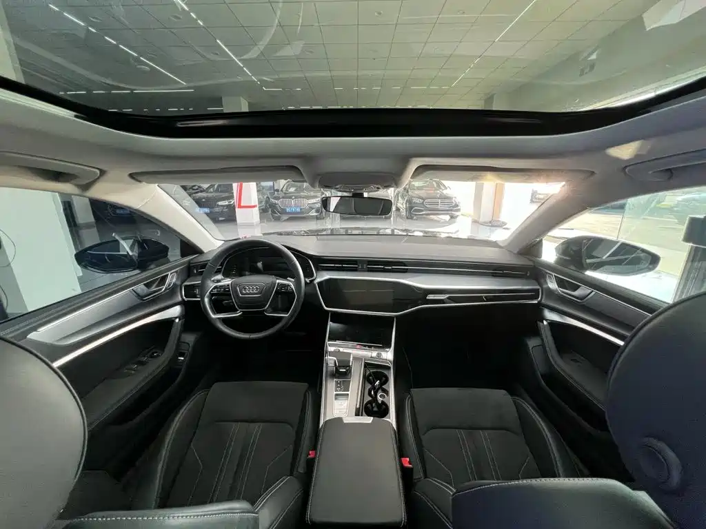 Audi A7L — миниатюра 6