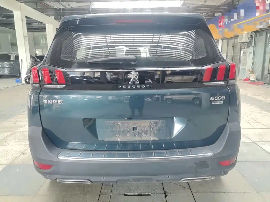 Peugeot 5008 — миниатюра 6