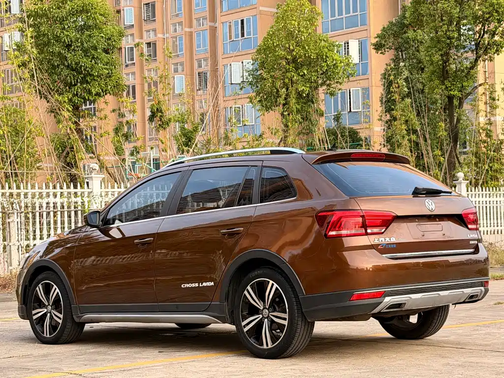 Volkswagen Cross Lavida — миниатюра 27