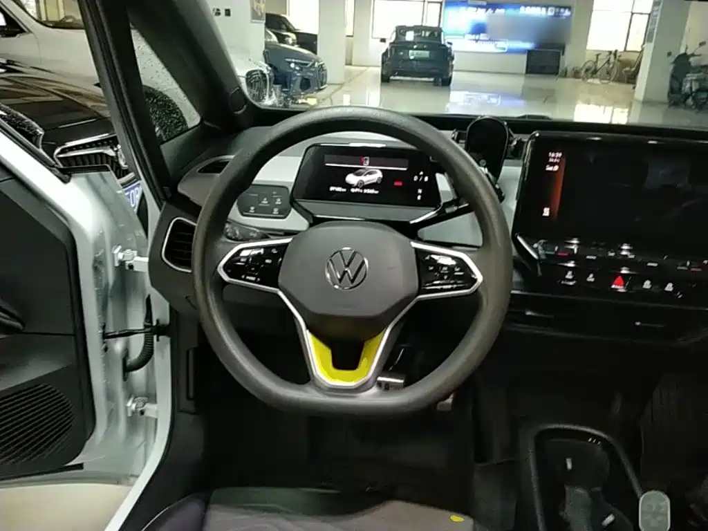 Volkswagen ID.3 — миниатюра 11