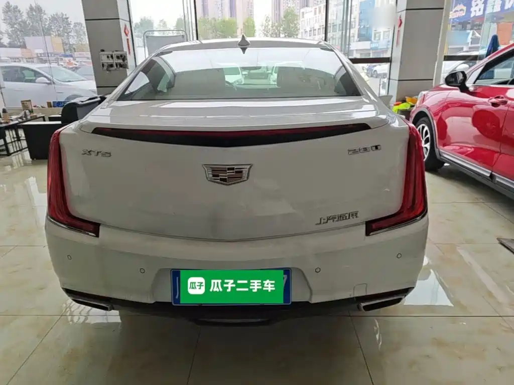 Cadillac XTS — миниатюра 6