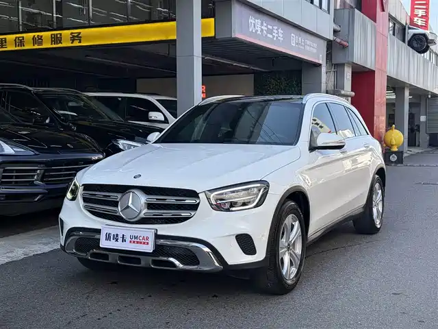 MERCEDES BENZ GLC