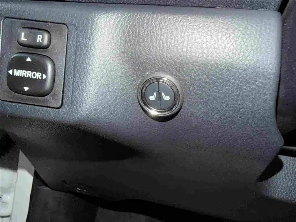 TOYOTA YARIS L ZHIXUAN