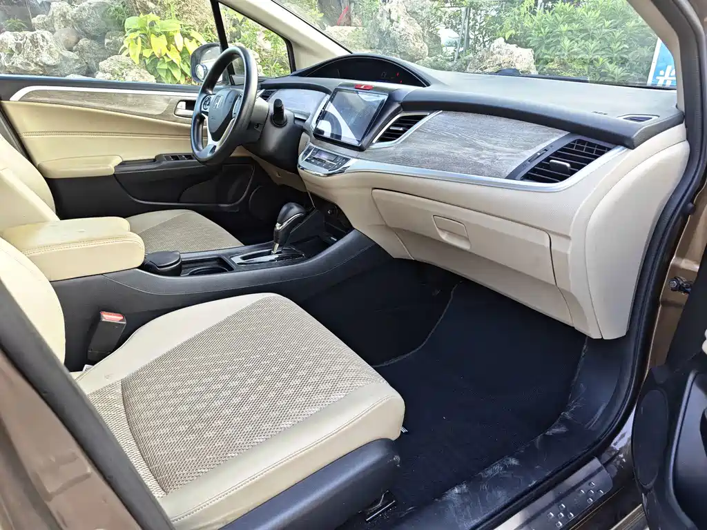 Honda Jade — миниатюра 17