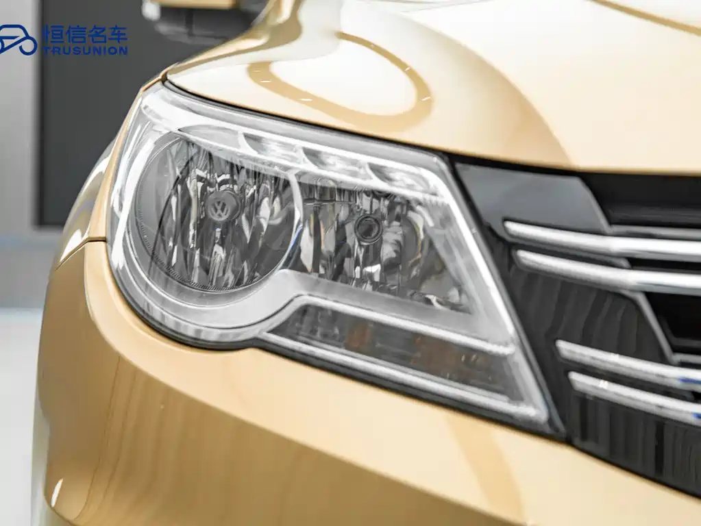 Volkswagen Tiguan 2012 2.0TSI AT