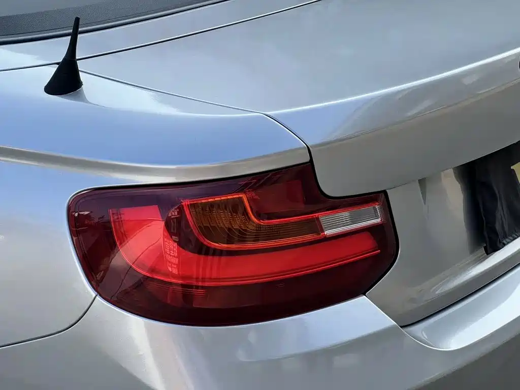 BMW 2 Series (Import) — миниатюра 9