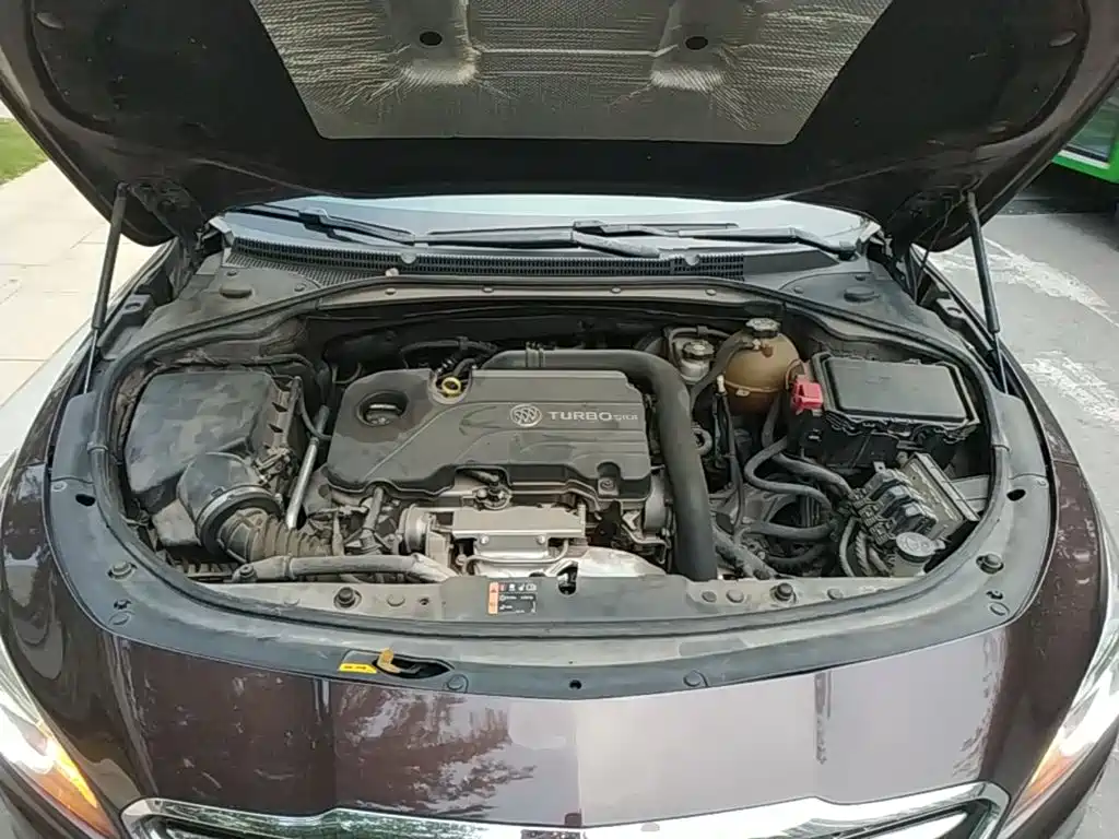 Buick LaCrosse — миниатюра 20