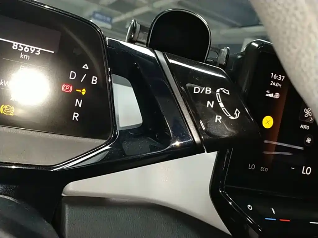 Volkswagen ID.3 — миниатюра 14
