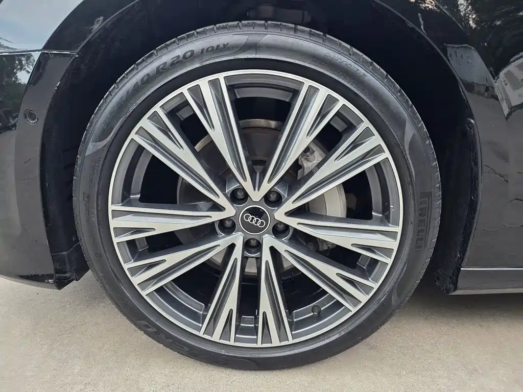 Audi A6L — миниатюра 6