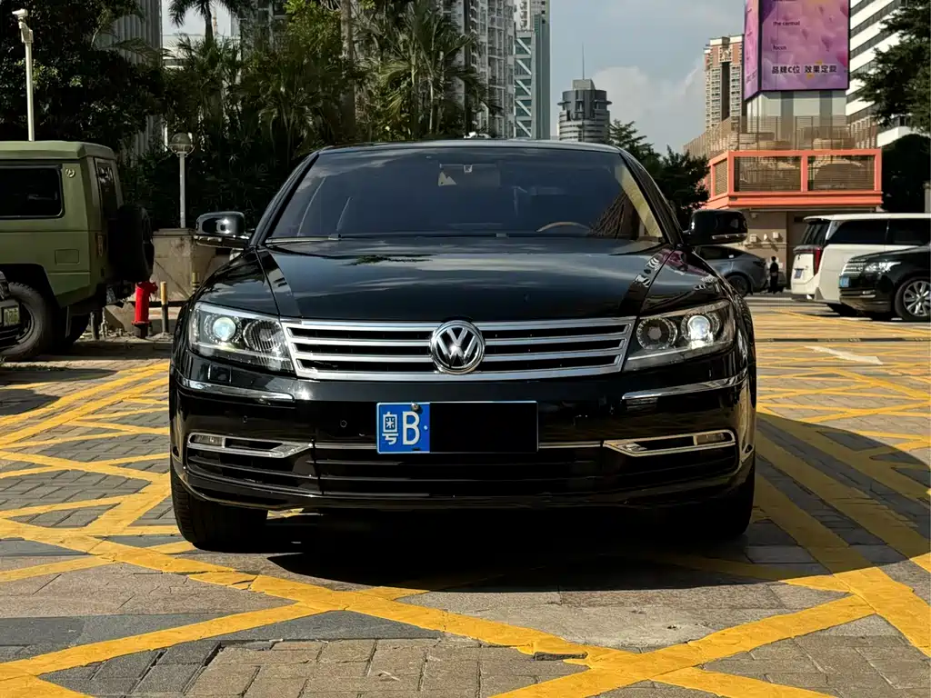 Volkswagen Phaeton — миниатюра 2