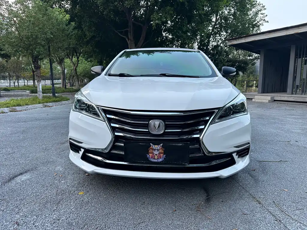 Changan Eado DT — миниатюра 3