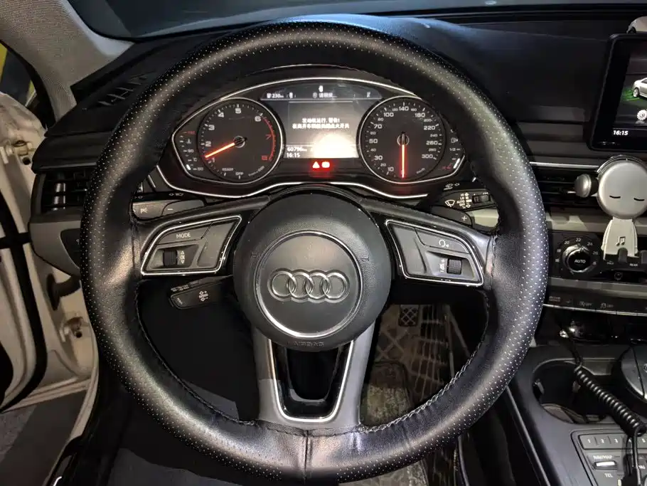 Audi A4L — миниатюра 15