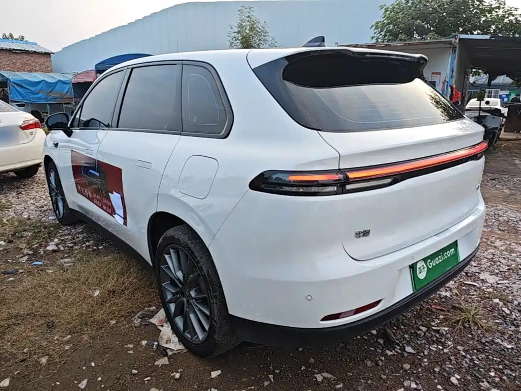 Leapmotor Leapmotor C10 — миниатюра 5