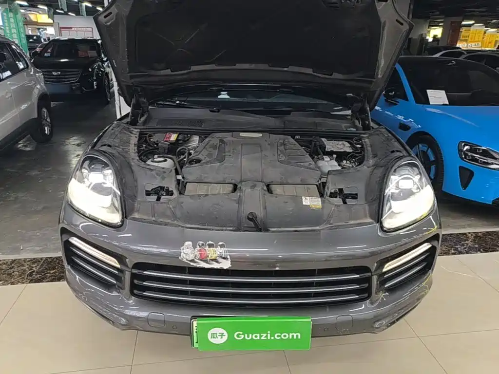 Porsche Cayenne Hybrid — миниатюра 20