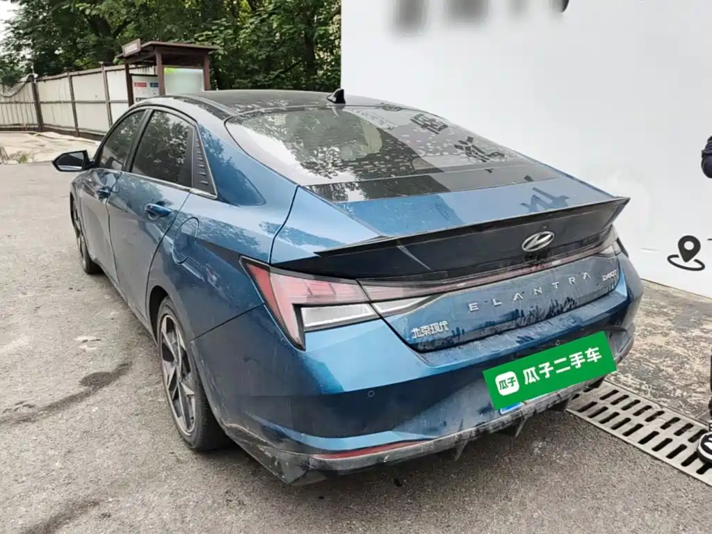 Hyundai Elantra — миниатюра 5
