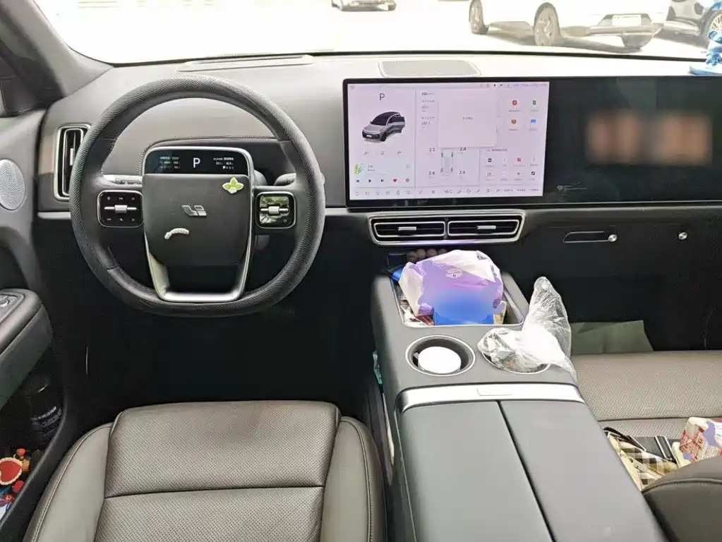 Li Auto Li L8 — миниатюра 6