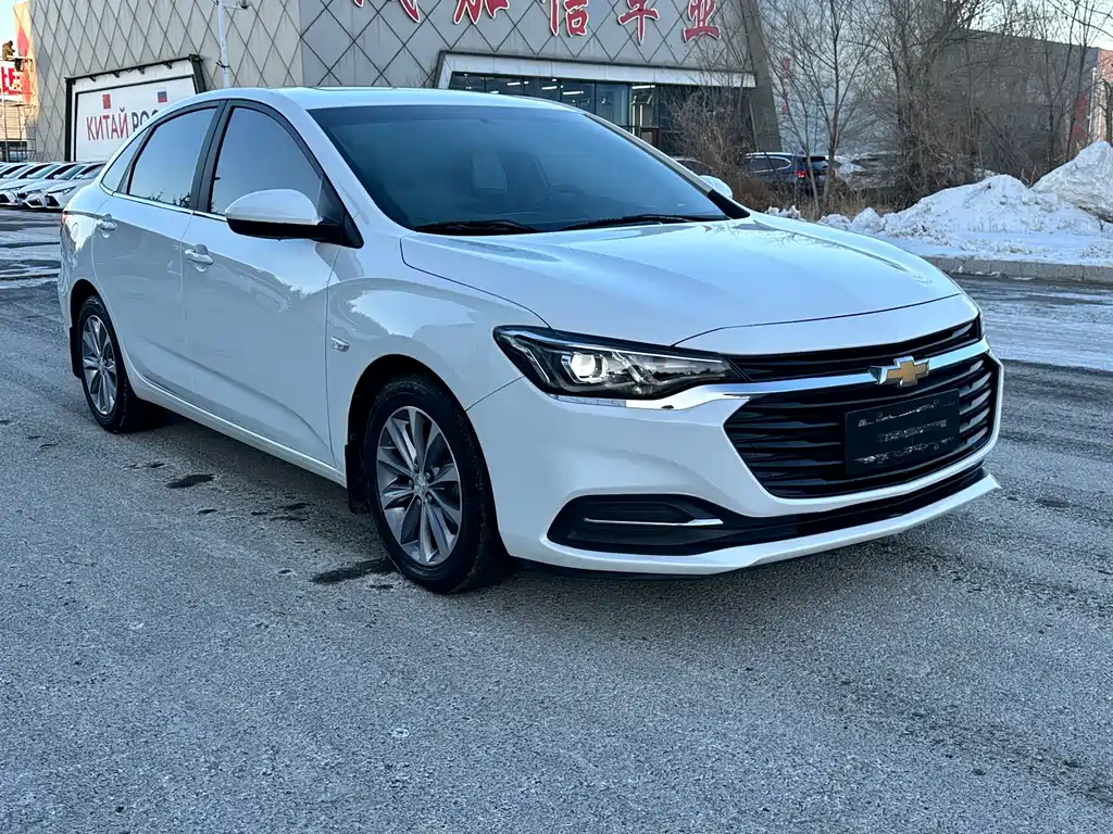 CHEVROLET CRUZE