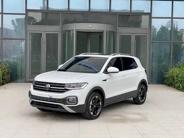 Volkswagen Tharu XR
