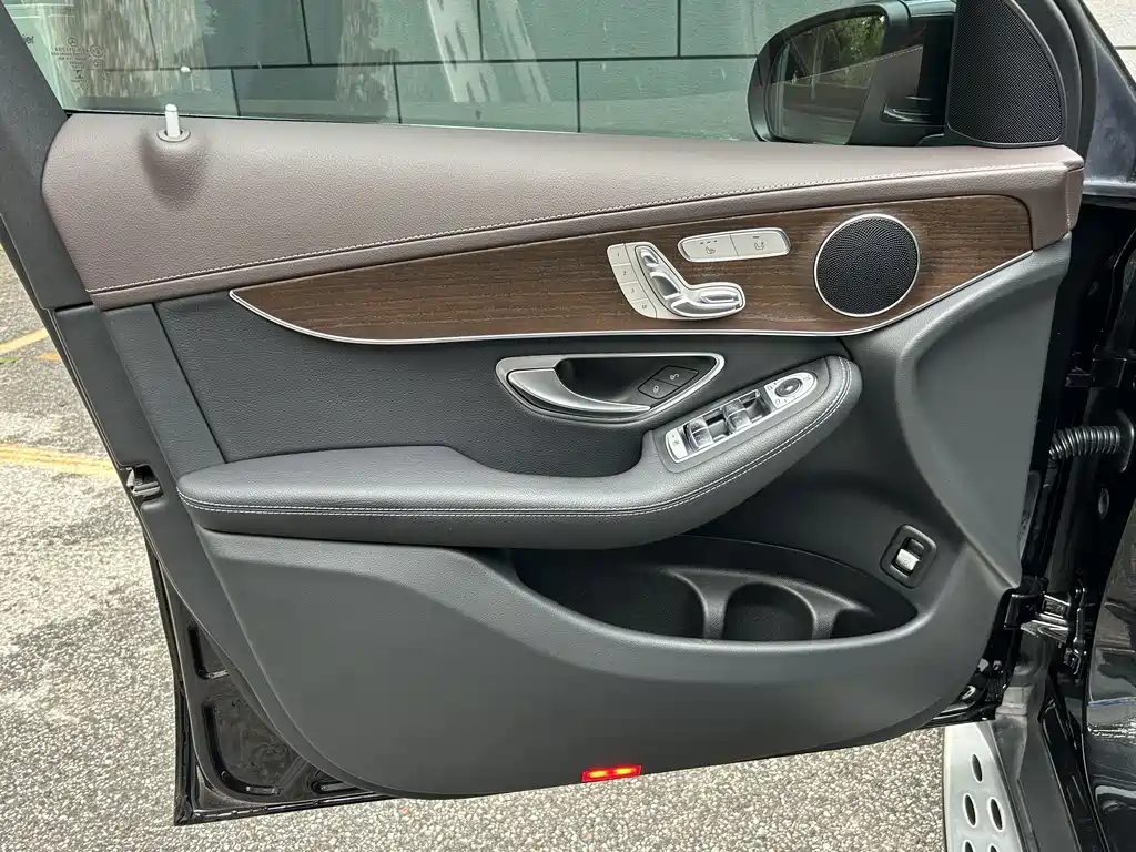 Mercedes-Benz GLC 2022 GLC 300 L 4MATIC