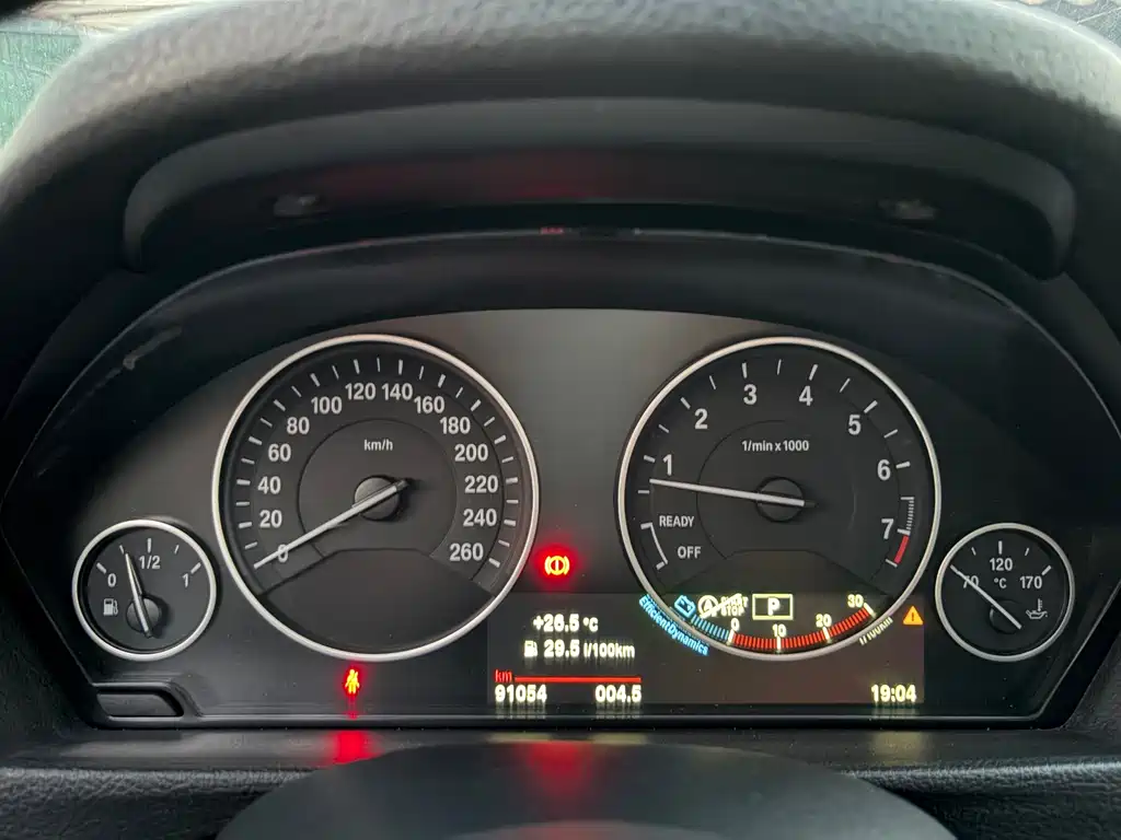 BMW 3 Series — миниатюра 11