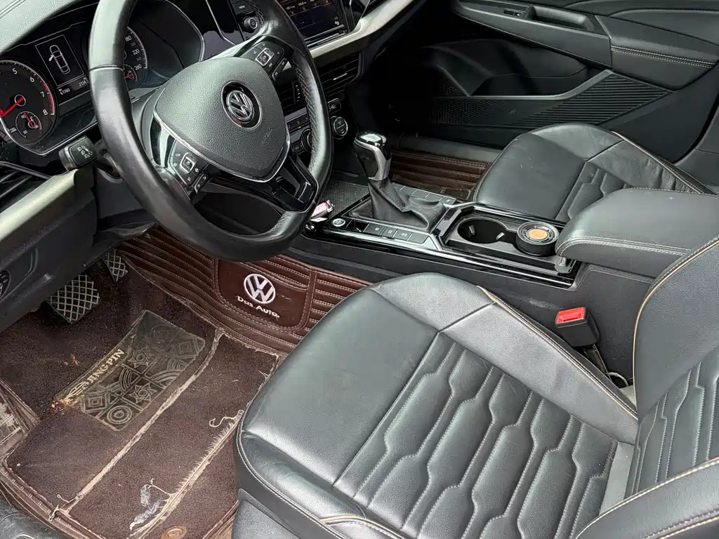 Volkswagen Passat 2019 330TSI Elite VI