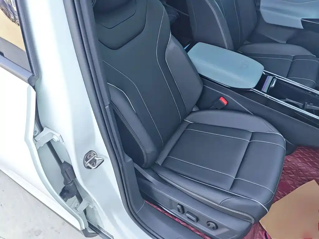 Volkswagen ID.4 X — миниатюра 25