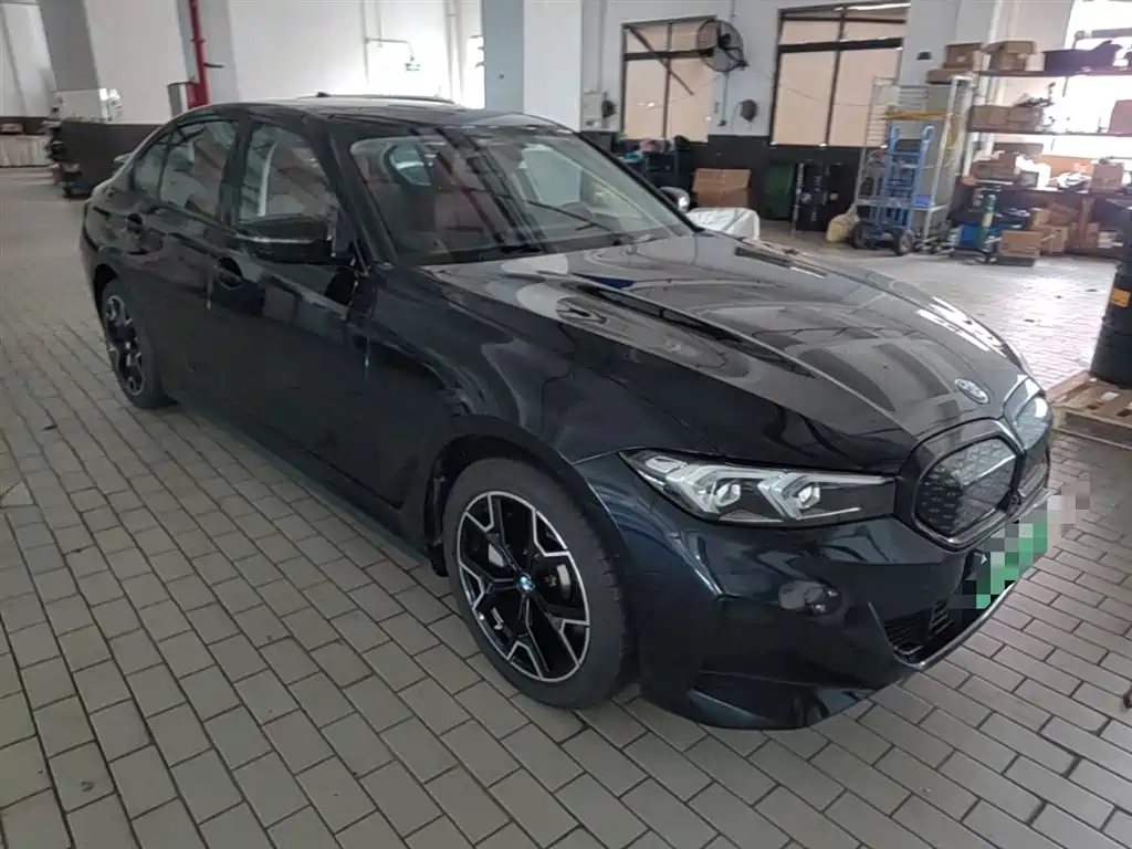BMW i3 2025 eDrive 40 L