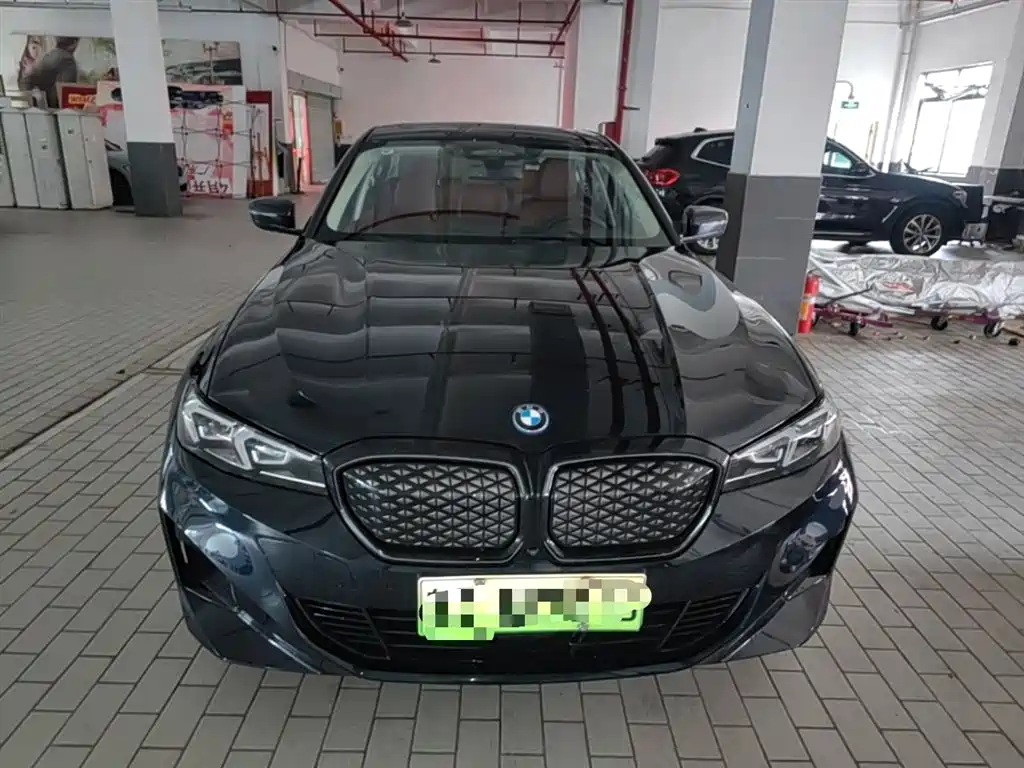 BMW i3 2025 eDrive 40 L