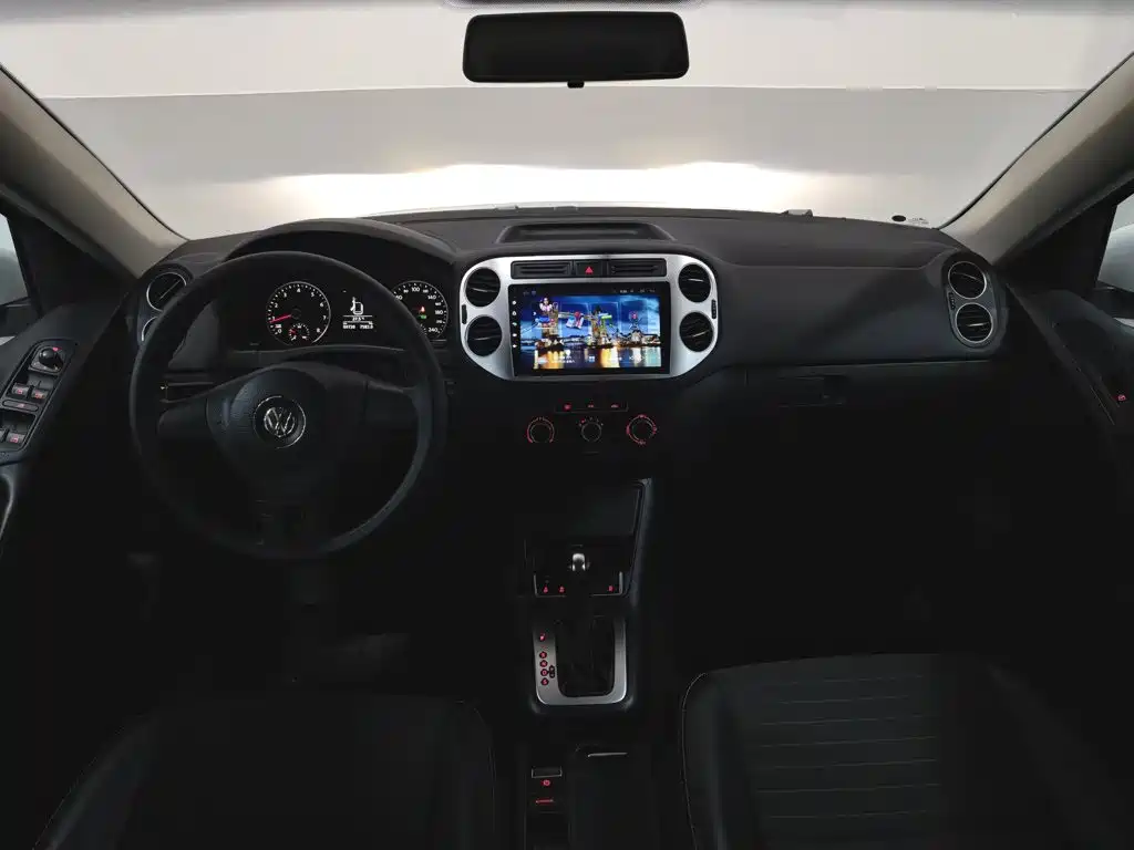 Volkswagen Tiguan — миниатюра 5