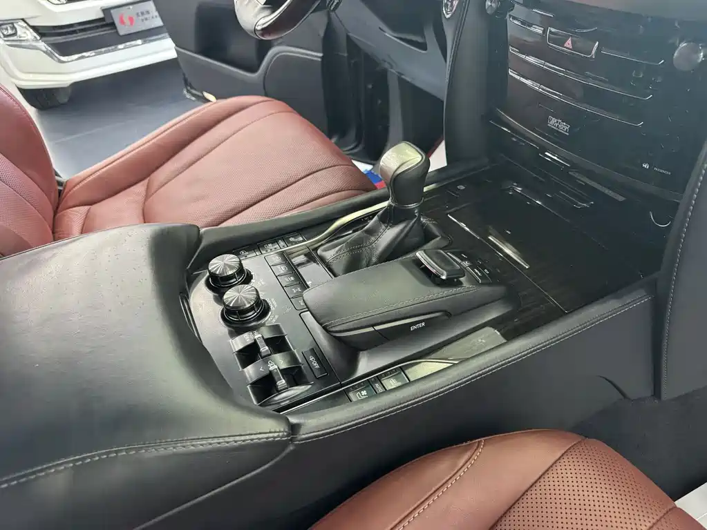 Lexus LX — фотографии объявления, Фото 10