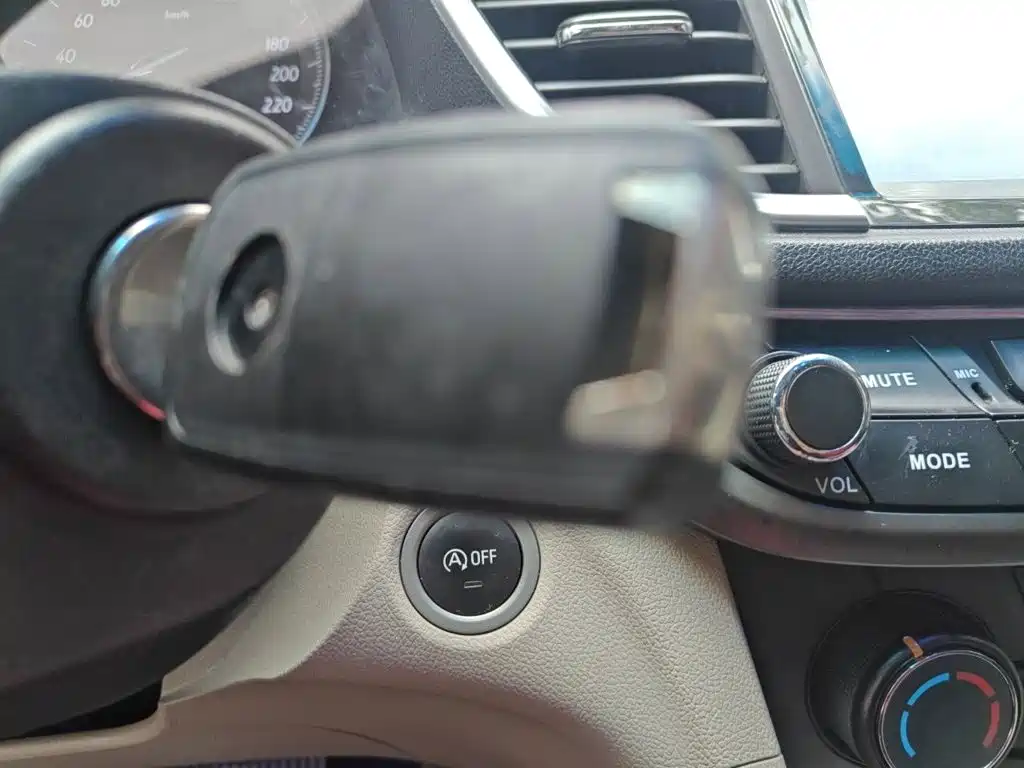 Buick Excelle — миниатюра 12