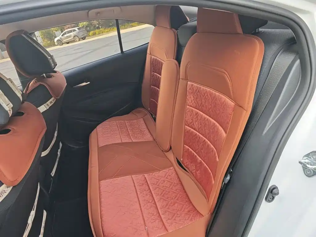 Toyota Corolla — миниатюра 13