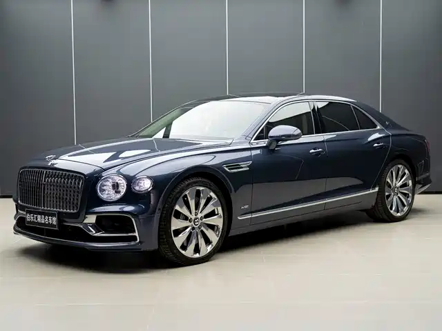 BENTLEY FLYING 2020