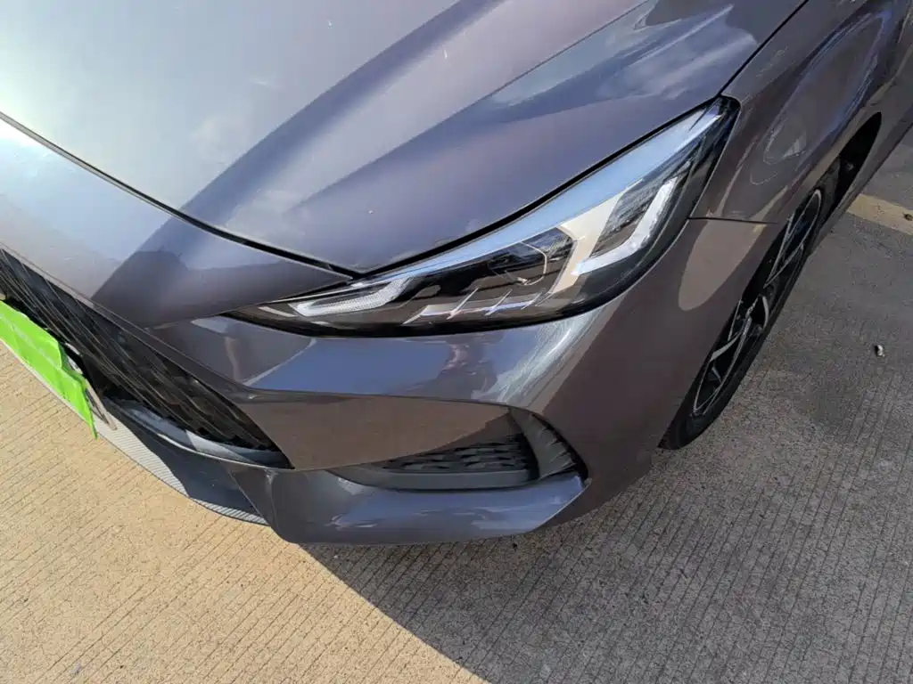 MG MG5 — миниатюра 24