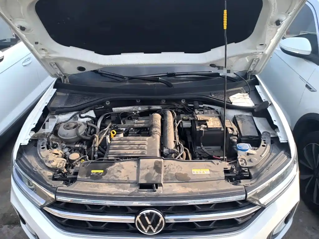 Volkswagen T-Roc — миниатюра 20