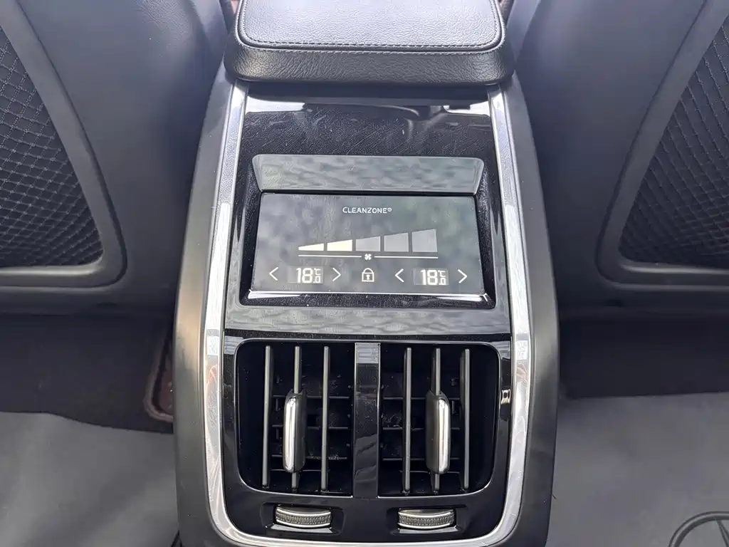 Volvo S90 — миниатюра 16