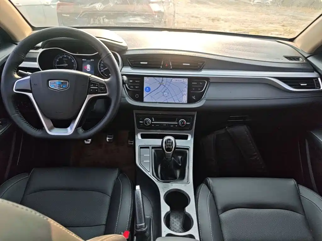Geely Vision S1 — миниатюра 10