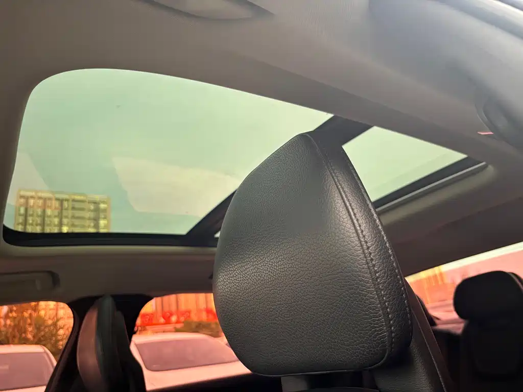 Volvo S90 — миниатюра 14