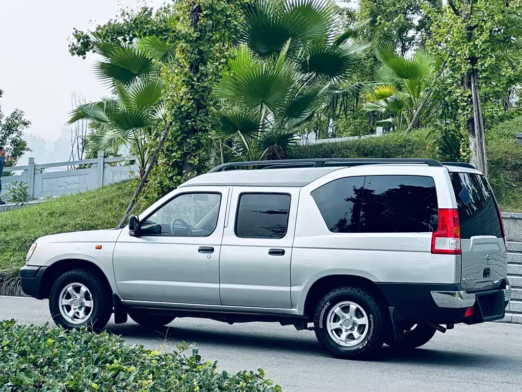 Dongfeng Rich — миниатюра 5