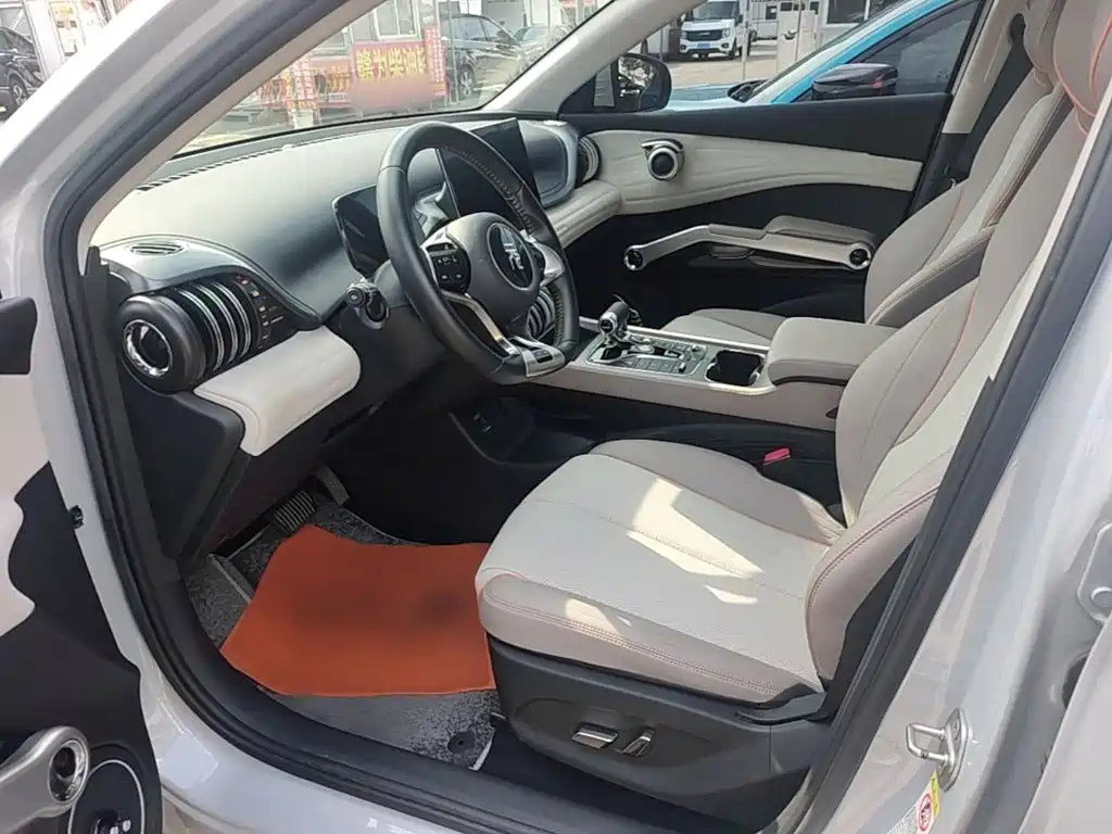 BYD Yuan Plus — миниатюра 15
