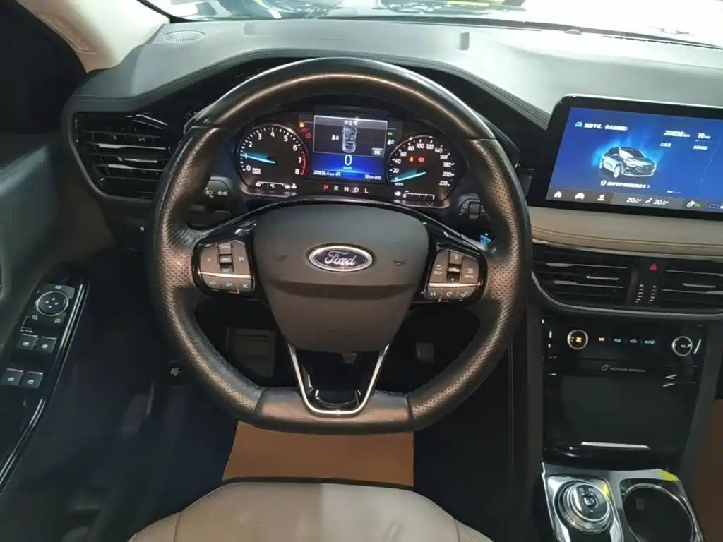 Ford Escape — миниатюра 11