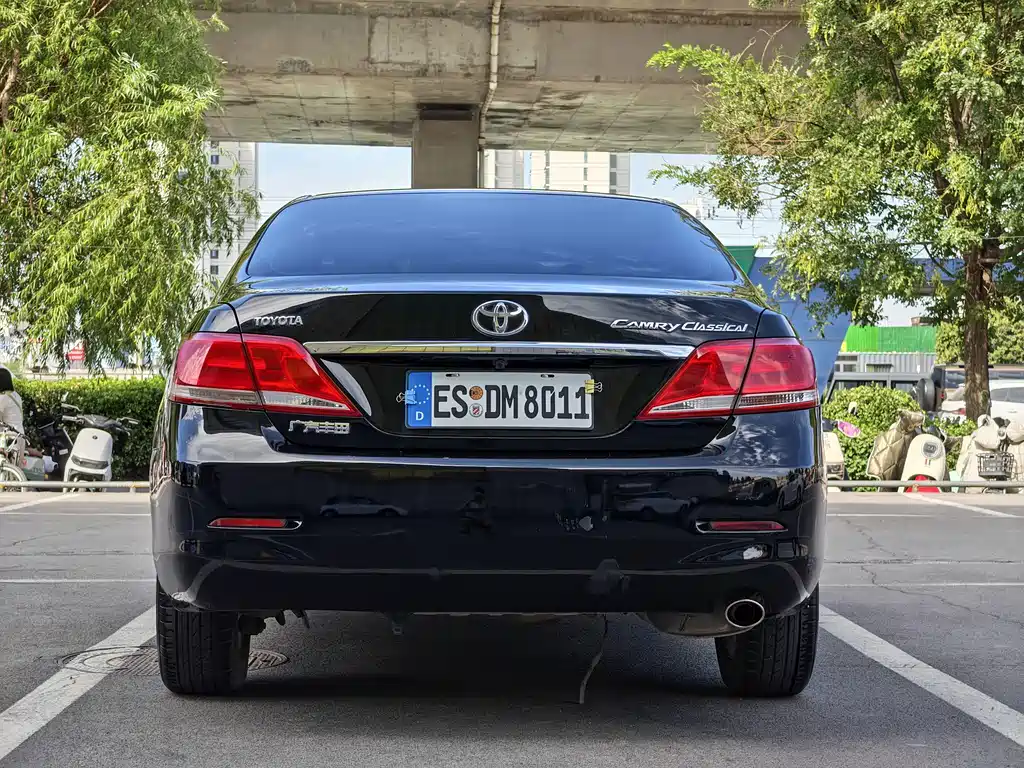 Toyota Camry — миниатюра 11